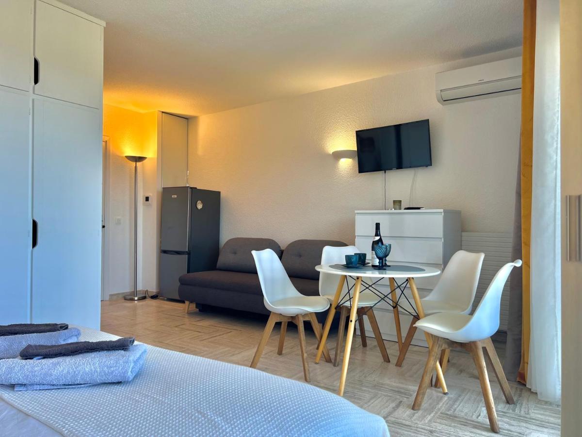 My Resid Appart Cannes Marina Vue Mer Мандельє-ла-Напуль Екстер'єр фото